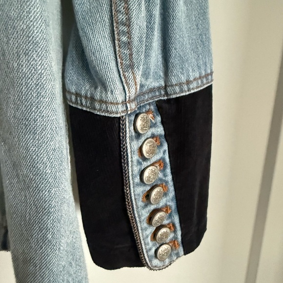 Free People Seamed & Structured Denim Jacket NWT - Picture 15 of 16
